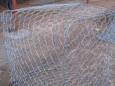 鉛絲石籠網(wǎng)