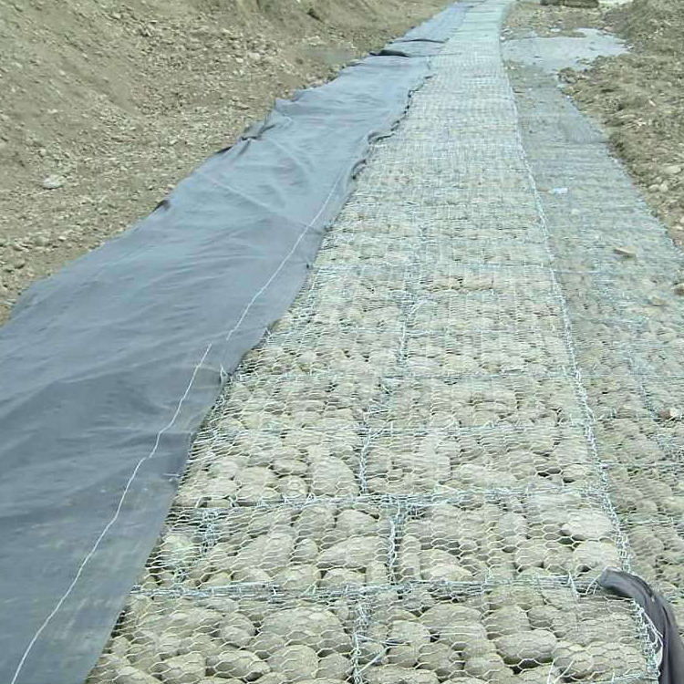 雷諾護(hù)墊的施工質(zhì)量如何檢查