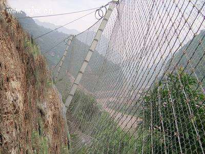 落石防護網(wǎng)的實用性有哪些