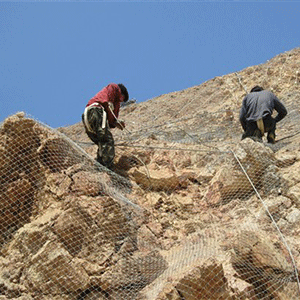 落石防護網(wǎng)施工時的一些注意事項