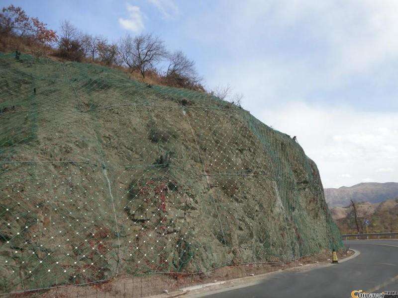 落石防護網(wǎng)應(yīng)用過程中的常見問題