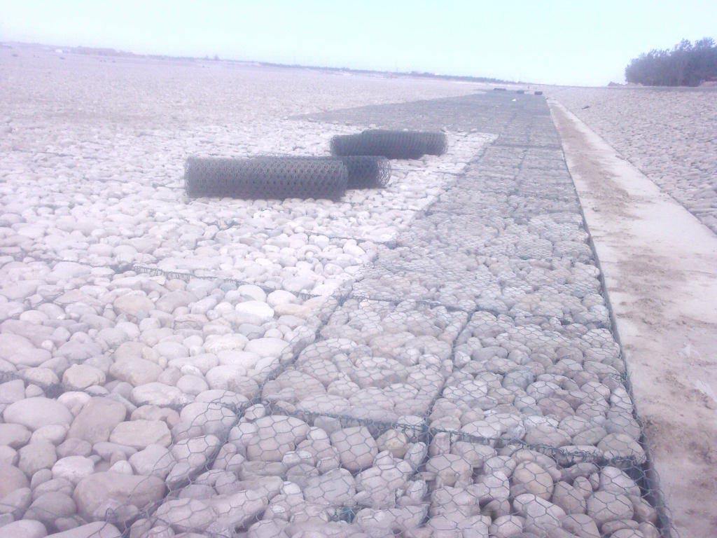 格賓網(wǎng)擋墻的施工步驟和注意事項(xiàng)