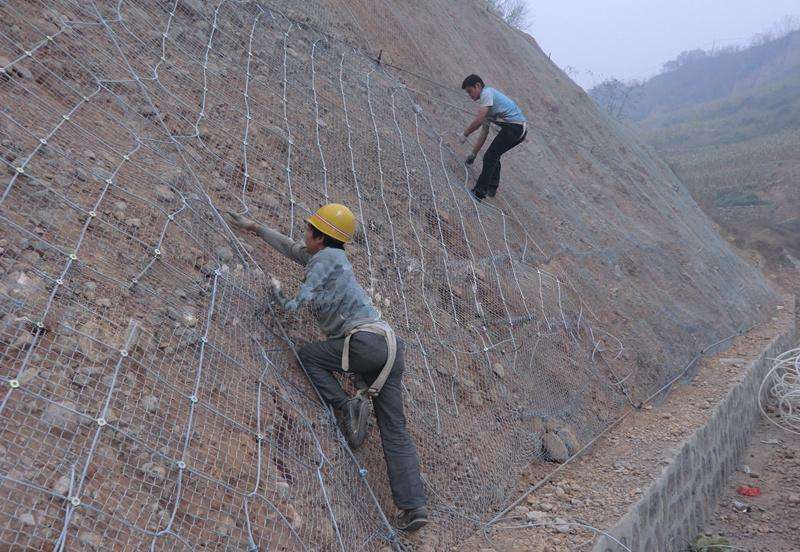 主動邊坡落石防護網(wǎng)如何使用效果比較好